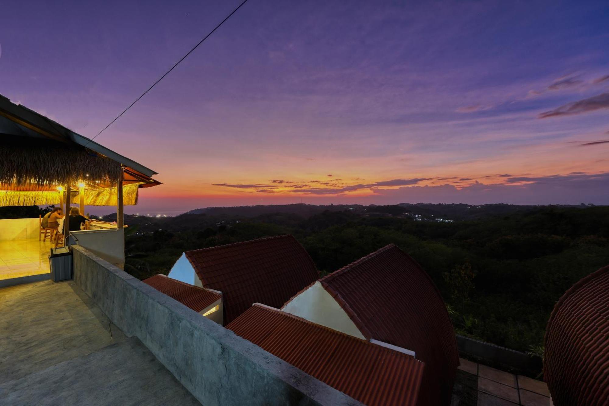 D Sebuluh Bungalow Batumadeg Exterior foto